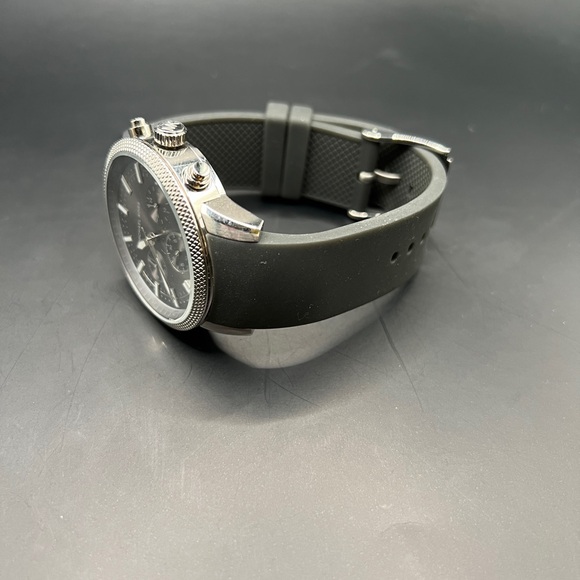 Michael Kors Scout Watch - Picture 5 of 9